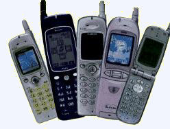 Enkele Japanse I-mode telefoontoestellen.